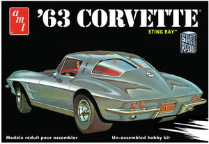 AMT 1:25 Scale 1963 Chevy Corvette Model Car (AMT861)c