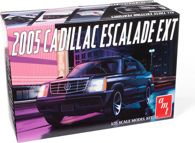 AMT 2005 Cadillac Escalade EXT1:25 Scale Model Kit