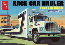 Load image into Gallery viewer, AMT Ford LN 8000 Race Car Hauler 1:25 Scale Model Kit

