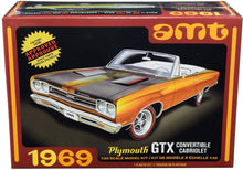 Load image into Gallery viewer, AMT 1969 Plymouth GTX Convertible 1:25 Scale Model Kit
