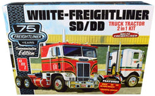 Load image into Gallery viewer, 1/25 Freightliner 2-in-1 Single/Dual Tractor, Wh
