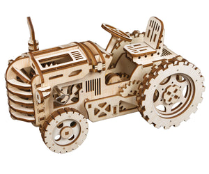 ROELK401  Mechanical Wood Models; Tractor - with wind-up spring